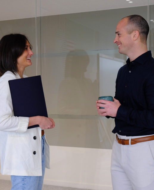 photo d'un expert-comptable et son client