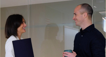 photo d'un expert-comptable et son client