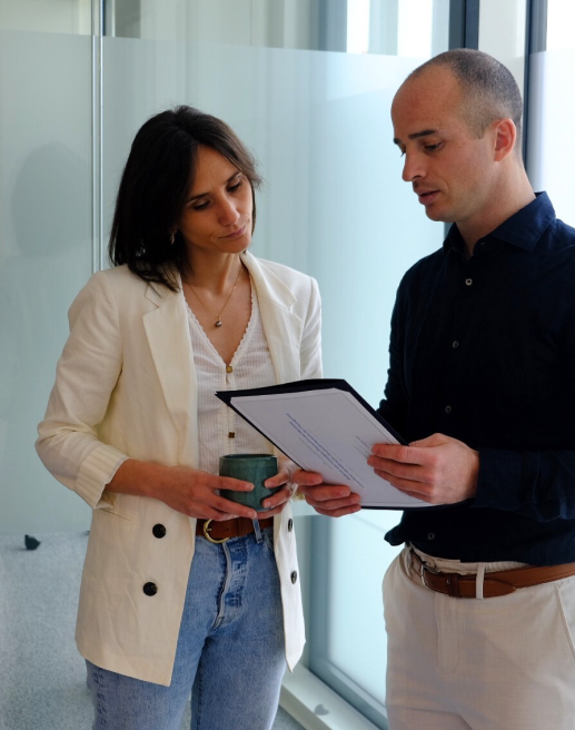 photo d'un expert-comptable et son client